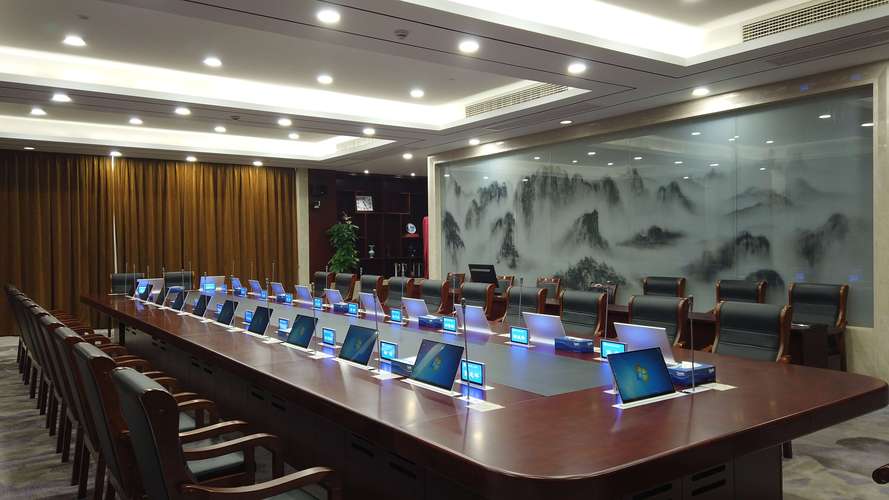 威数智能-无纸化交互式会议办公系统产品及解决方案